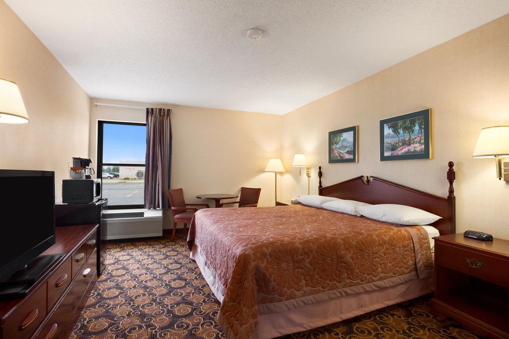 Super 8 By Wyndham Evansville North Stacer Kültér fotó