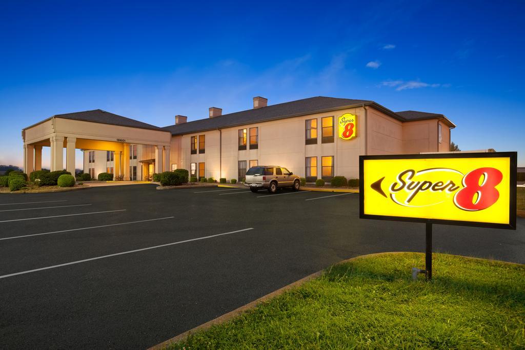 Super 8 By Wyndham Evansville North Stacer Kültér fotó